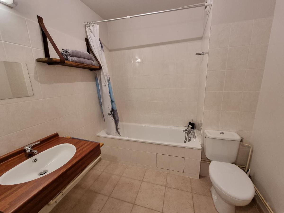 L'Ecrevisse Apartment เนาทัว ภายนอก รูปภาพ